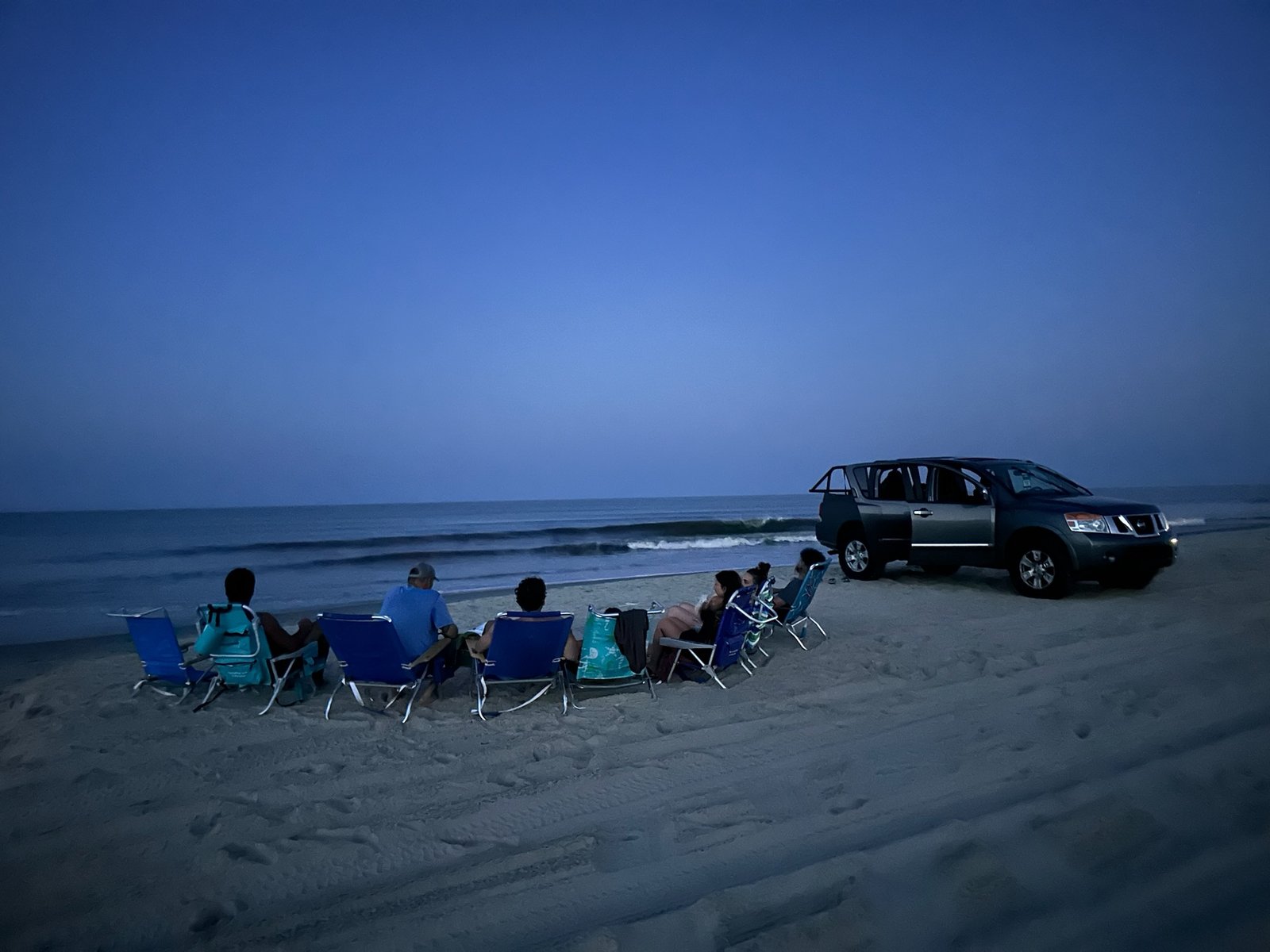 4x4 driving on Carova Beach